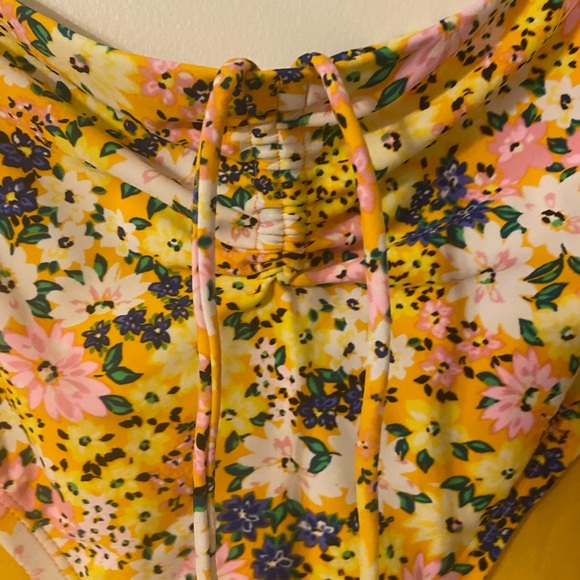 NWT Time and Tru woman’s plus 2x (20w-22w) floral mid rise bikini bottoms - Picture 2 of 9